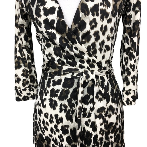Diane von Furtstenberg silk wrap dress animal snow leopard print sz 4 New Julian - Picture 5 of 16